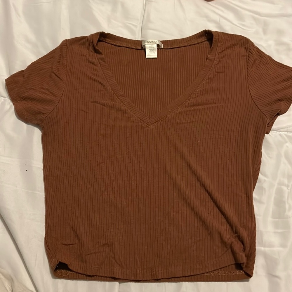 Ribbed Cropped V-Neck T shirt